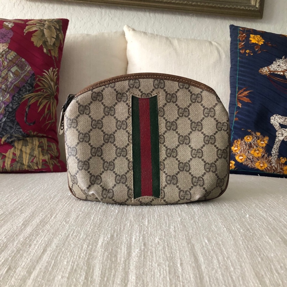 VINTAGE Gucci Makeup Bag